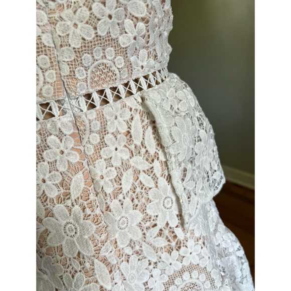 Showpo Monay Ruffle Hem Lace Mini Dress US 6 - Picture 10 of 15